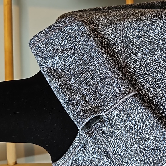 Lululemon athletica CYPRESS KISS Long Sleeve Top - Picture 4 of 8